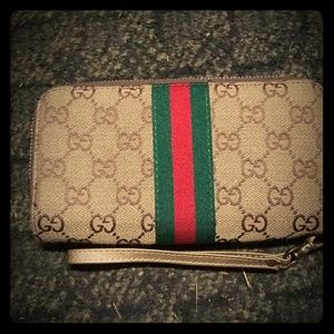 Gucci wallet
